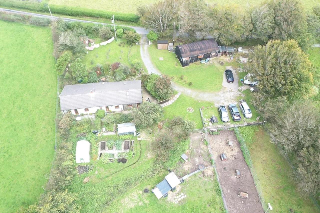 Inviting 2-bed In Holiday home