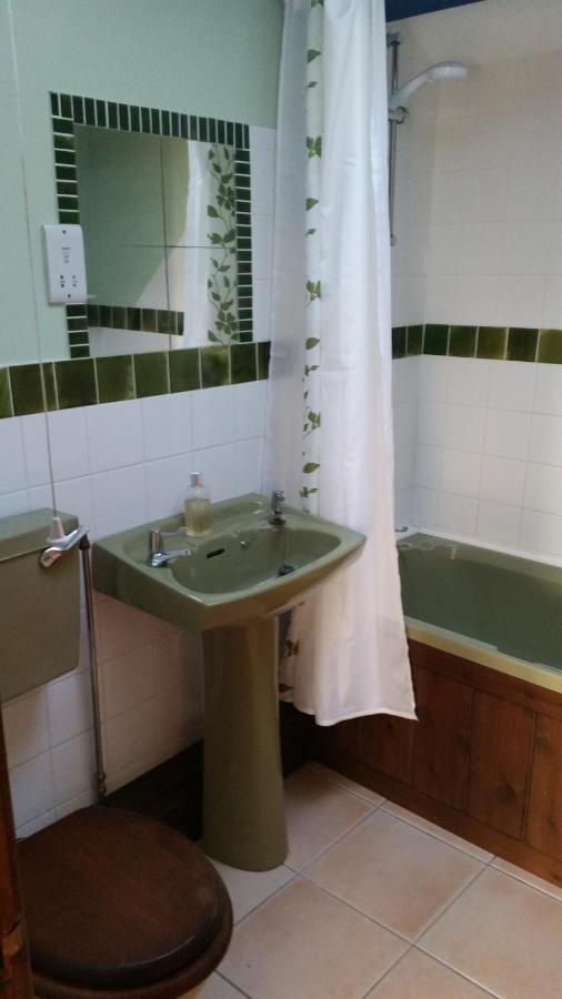 Inviting 2-bed In Holiday home
